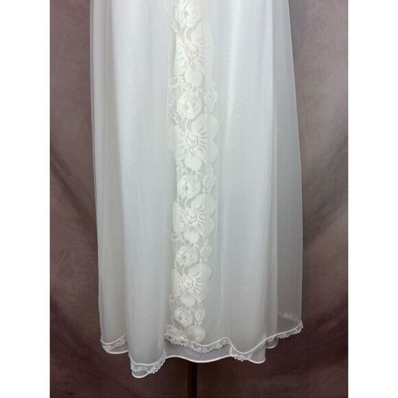 Vintage Plus Size Nylon Chiffon Nightgown 1960s Mod Lingerie - Picture 3 of 9